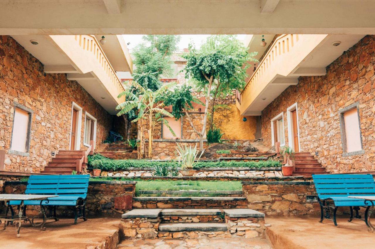 Hotel Devra Udaipur Exterior foto